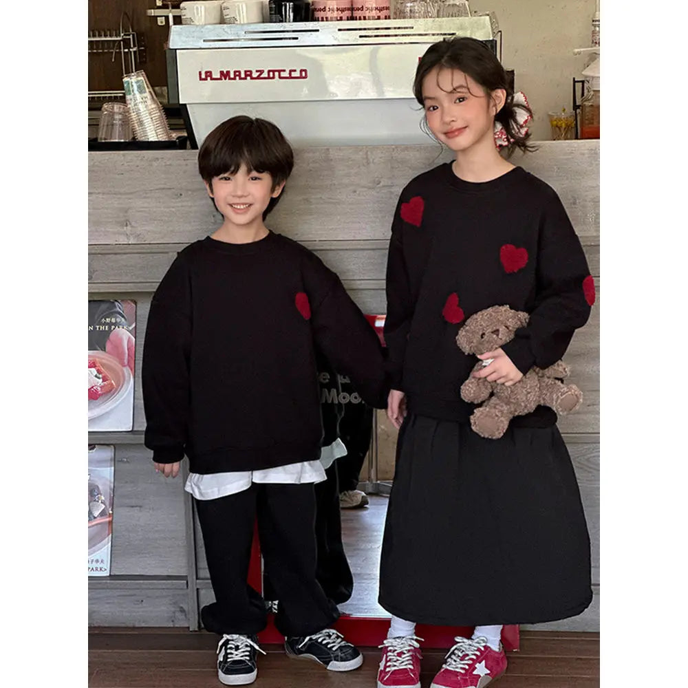 2026 Family Matching Set Red Heart Print Fleece Sweatshirts Parents & Kids Couple Outfit Warm Winter Clothes Dad Mom Toddler Top